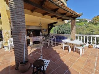Casa a Torreblanca del Sol. Chalet independiente con piscina en torreblanca, fuengirola