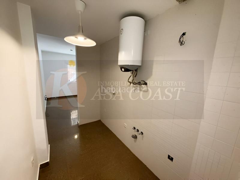 Foto e124d072-13cb-452c-8734-907596dd4a63. Piso oportunidad en las lagunas, costa planta baja con patio privado. en Mijas