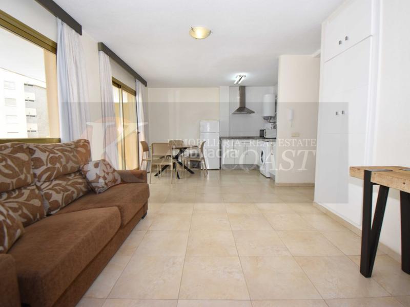 Foto 189e86de-8916-41b2-a03f-e9bd9e4984dc. Piso  renovado y con vistas al mar en zona sohail, en Fuengirola