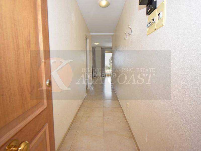 Foto 793df1cd-639d-4953-945a-1ccf74d82f1b. Piso  renovado y con vistas al mar en zona sohail, en Fuengirola