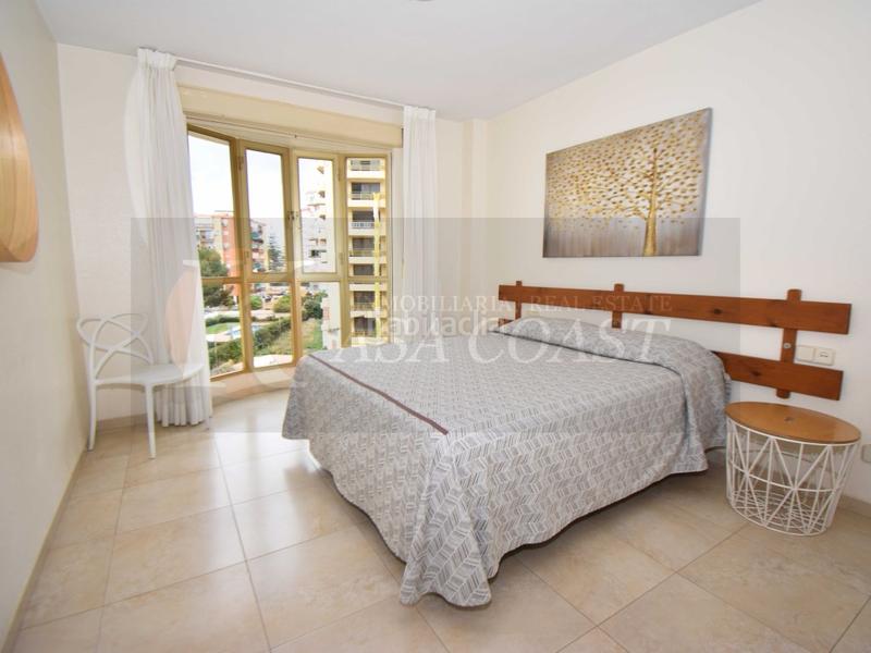 Foto fd58fe80-332c-442e-a0b5-be3b88492f44. Piso  renovado y con vistas al mar en zona sohail, en Fuengirola