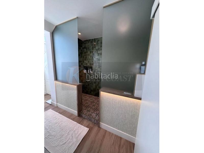Foto 6ee9a591-a8bb-42d8-b0bc-051d4dba22ad. Dúplex  en venta , zona plaza de toros a 5 minutos de la playa en Fuengirola