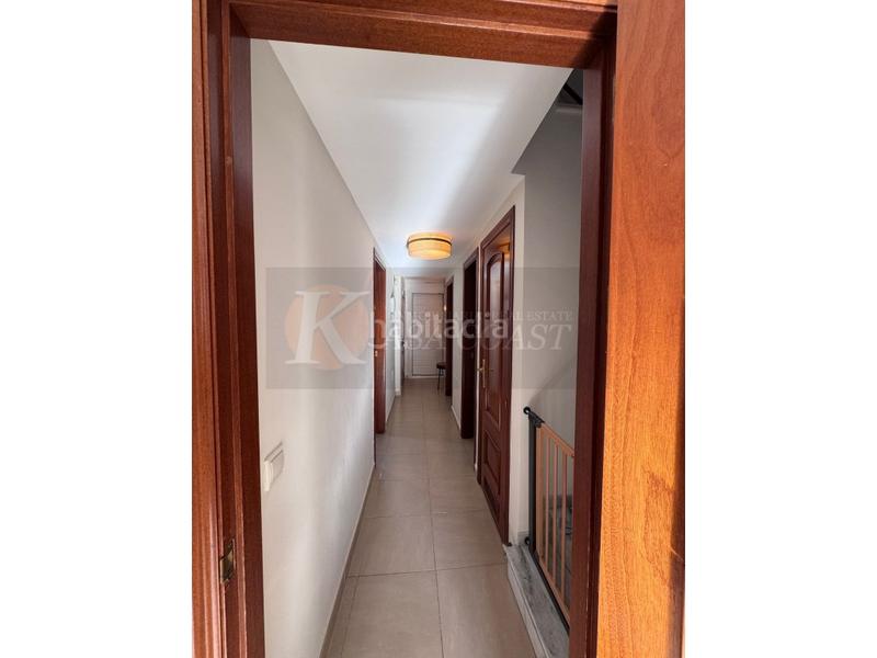 Foto ac36d1bc-fe2b-4efc-8784-78f1d1cbb336. Dúplex  en venta , zona plaza de toros a 5 minutos de la playa en Fuengirola