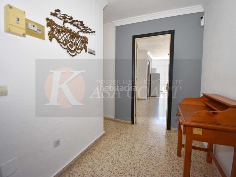 Foto afa0ccb4-5927-426a-abcd-56d10aa32edc. Piso fantástico piso con terraza y vistas abiertas en las lagunas, costa en Mijas