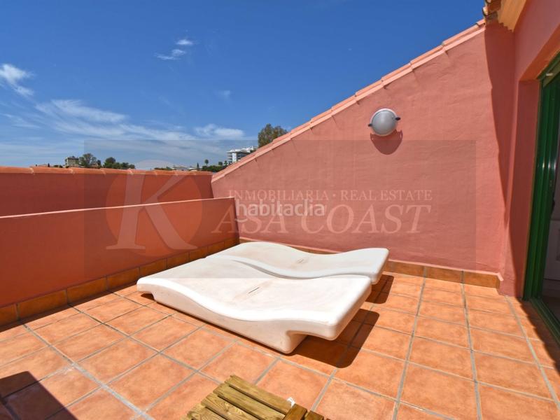 Foto 72cc4de7-6378-4d3d-8bcd-789cfca25988. Dúplex  en esquina con excelentes vistas en torreblanca, en Fuengirola