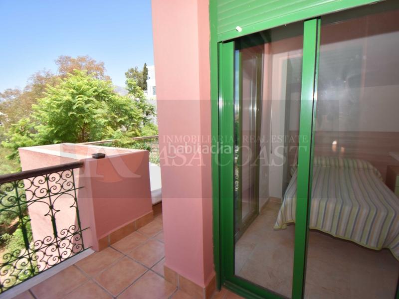 Foto d39c4aff-7838-4d20-bcdf-8132d9f8f895. Dúplex  en esquina con excelentes vistas en torreblanca, en Fuengirola