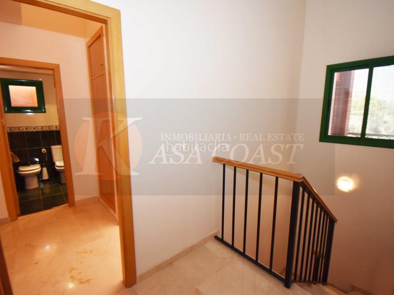 Foto ec2a1780-2bf0-417d-b9b5-a6d31b22d6d1. Dúplex  en esquina con excelentes vistas en torreblanca, en Fuengirola