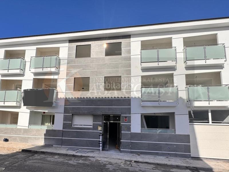 Foto ad0563bc-7ec1-41bd-9a06-1f6c23f730fd. Piso  en venta en la calerita, con garaje opcional en Fuengirola