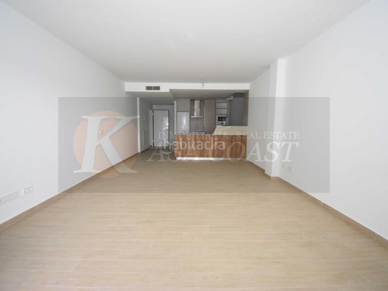 Foto f7ea1ee2-f55f-41aa-bece-62cb95c970db. Piso  en venta en la calerita, con garaje opcional en Fuengirola