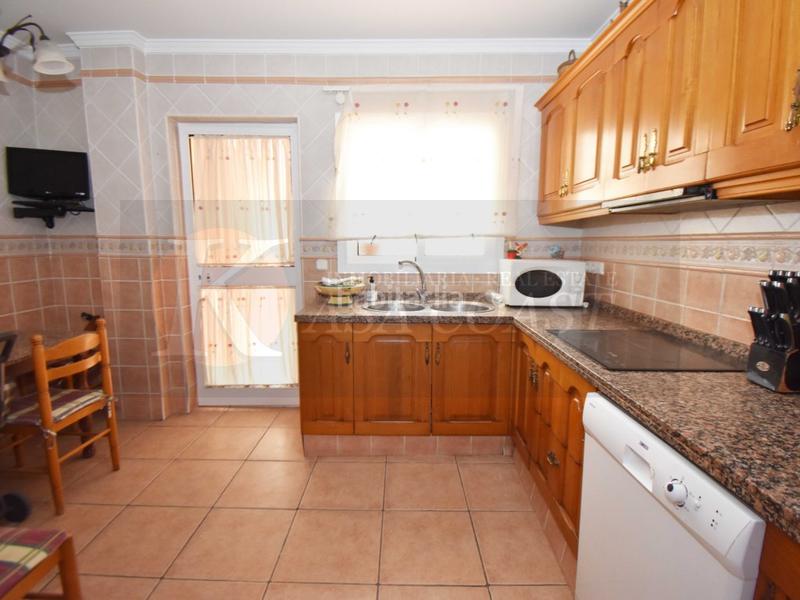 Foto 7d4333b2-b2de-4413-8e7d-f035e5fa0497. Piso amplio piso en venta en zona céntrica con patio de 30 m2 en Fuengirola