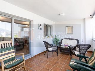 Etagenwohnung in Castillo Sohail - Myramar. Amplio piso en esquina en zona miramar, fuengirola  con garaje y