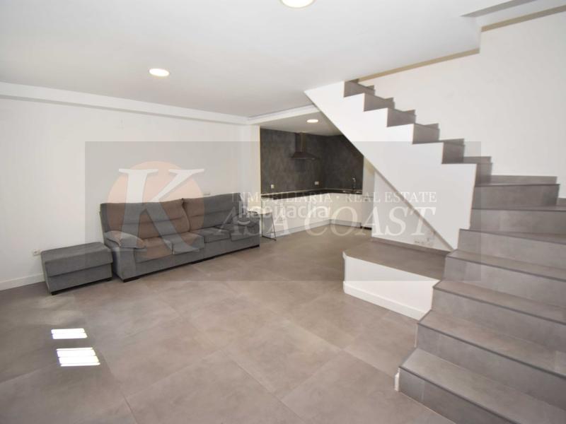 Foto 12612f8c-4b85-47a8-8b33-7a7d0d1ad477. Casa  reformada en venta en el centro . en Centro ciudad Fuengirola