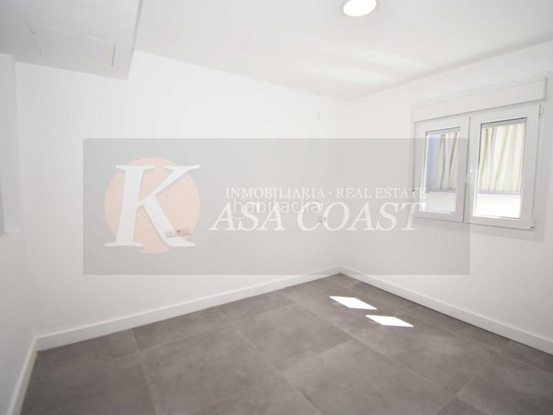 Foto 46d37fdb-5a5e-4d29-85f9-f4c67b6c1d63. Casa  reformada en venta en el centro . en Centro ciudad Fuengirola