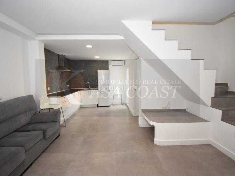 Foto bc85c410-a7fe-41e7-85a2-7e9c80b6b6d8. Casa  reformada en venta en el centro . en Centro ciudad Fuengirola