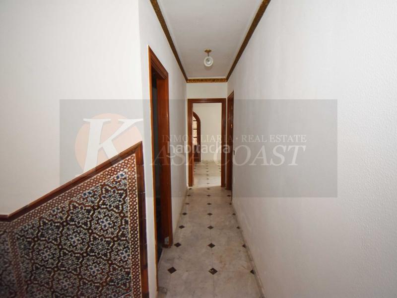 Foto 602a9c30-3a8b-44b3-862e-2027404c5f07. Local comercial  en venta con gran potencial las lagunas, costa en Mijas