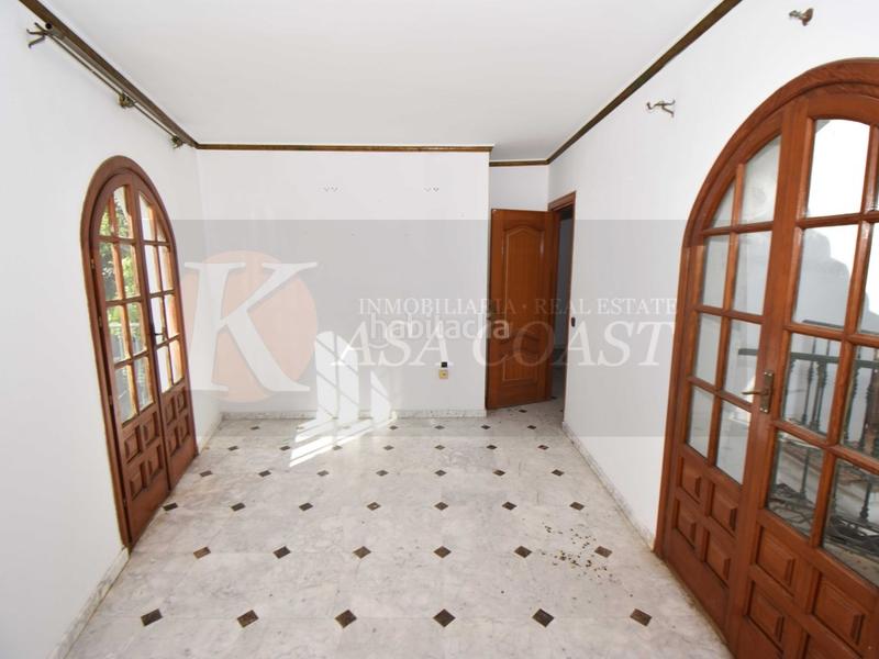 Foto 8ea19bbc-7e76-438e-9d0a-b8f074023609. Local comercial  en venta con gran potencial las lagunas, costa en Mijas