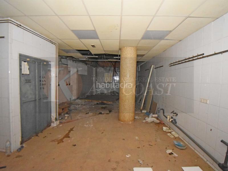 Foto c407e2e2-1645-4a54-87d1-9fee74de813d. Local comercial  en venta con gran potencial las lagunas, costa en Mijas