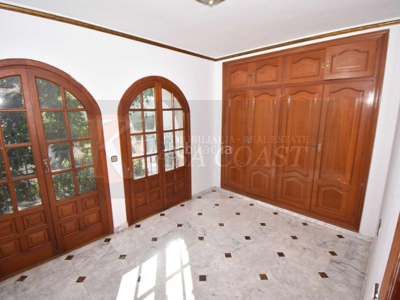 Foto c86b6a76-ac17-47ac-b363-073b9c6d7ca0. Local comercial  en venta con gran potencial las lagunas, costa en Mijas