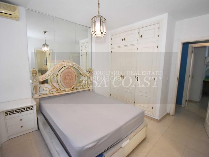 Foto c8d64536-2467-4aa8-aba9-f1566ec774e5. Piso  en venta en las lagunas, costa con terraza y garaje incluido en Mijas