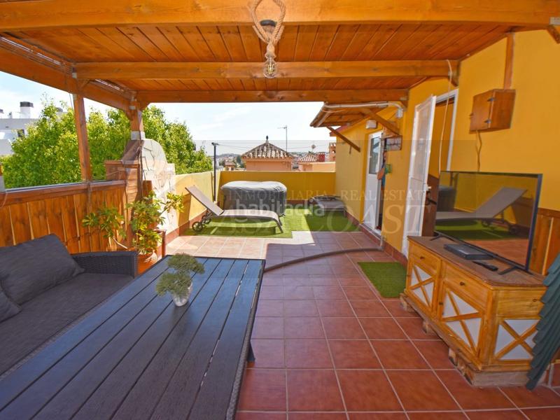 Foto 59e6254d-636b-42b2-82b7-2cf7d62a93c5. Casa pareada pareado en venta en las lagunas, costa espacio, comodidad y ubicación ideal en Mijas