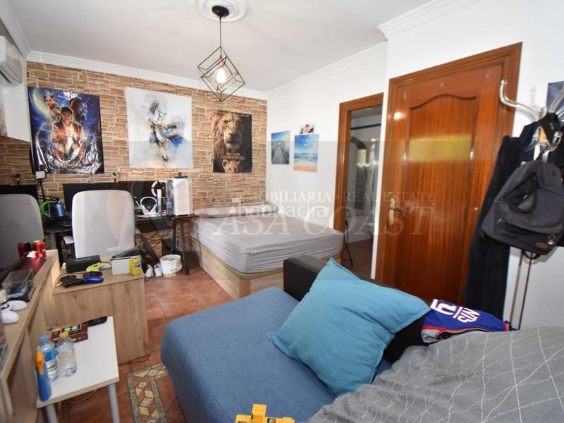 Foto aabe87e4-1ec9-44a3-8edf-56bae5676e1c. Casa pareada pareado en venta en las lagunas, costa espacio, comodidad y ubicación ideal en Mijas