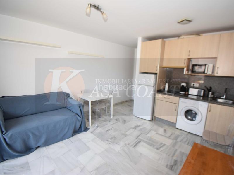 Foto 6927b63b-7c02-40ec-a402-d5144c16f4f7. Piso  en venta en plaza de toros, con licencia turística en Fuengirola