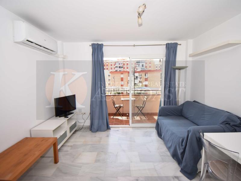 Foto d4d557b4-c063-4a40-9af7-f382c98635b3. Piso  en venta en plaza de toros, con licencia turística en Fuengirola