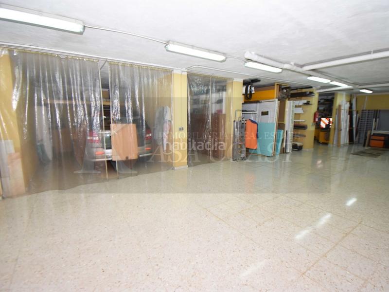 Foto a557244d-5054-473e-aad1-87081c8e22dd. Local comercial  en venta en las lagunas, costa ideal para negocios industriales o logísticos en Mijas