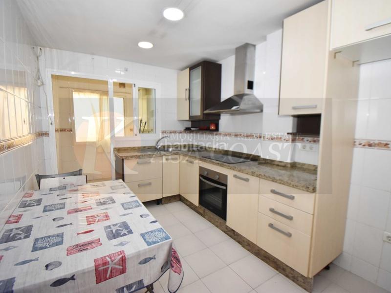 Foto 874e8255-4ec1-4ff4-b6d5-ea7eb7b521b2. Piso  en venta en las lagunas, costa con piscina, garaje y trastero en Mijas
