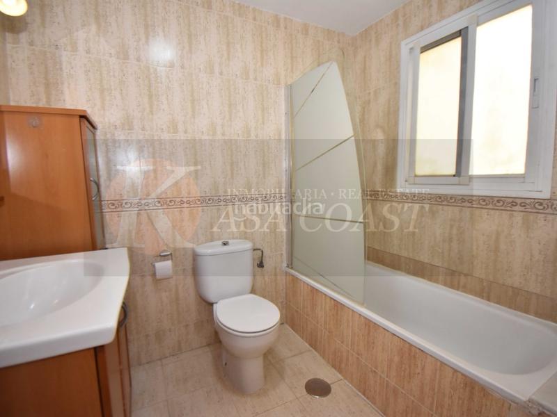 Foto 8e93a697-adc3-400b-be05-44ad40d8cbfb. Piso  en venta en las lagunas, costa con piscina, garaje y trastero en Mijas