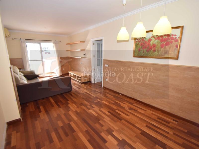 Foto a775827b-1156-4665-8b13-0f8eccdc72de. Piso  en venta en las lagunas, costa con piscina, garaje y trastero en Mijas