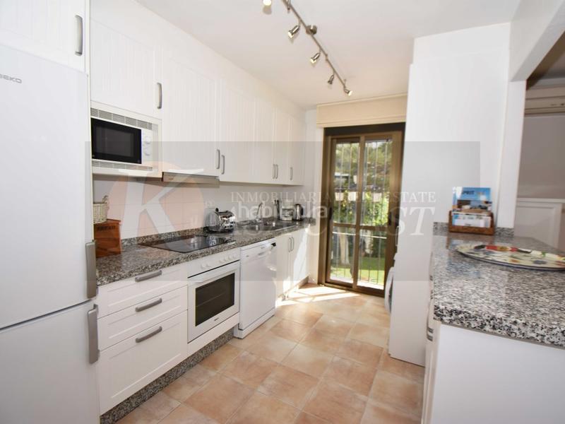 Foto c838fe17-fb63-4fc1-a06f-1bf2e1b4664f. Piso tu hogar en puebla lucía en Centro ciudad Fuengirola