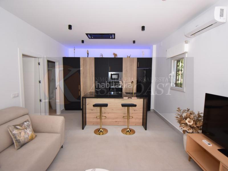 Foto c67aaa86-0b63-4489-ae1e-5f32aef3c9f4. Pis amb piscina a Torreblanca del Sol Fuengirola