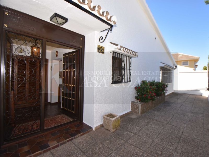 Foto 5402809e-4255-4f91-83e2-8137f4656c94. Casa amb aparcament piscina a Castillo Sohail - Myramar Fuengirola