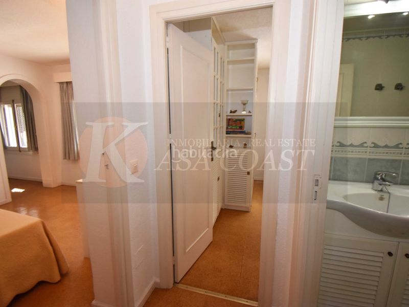 Foto 797e0398-4e62-4cbb-91ab-56172dfa56c2. Casa amb aparcament piscina a Castillo Sohail - Myramar Fuengirola