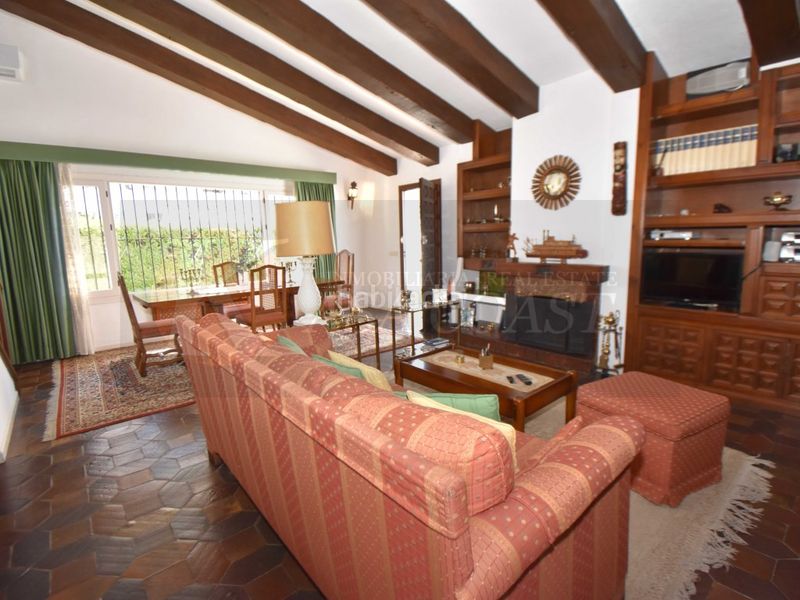 Foto 8cbbc3b5-d199-43e7-990c-e5d86535cda5. Casa amb aparcament piscina a Castillo Sohail - Myramar Fuengirola