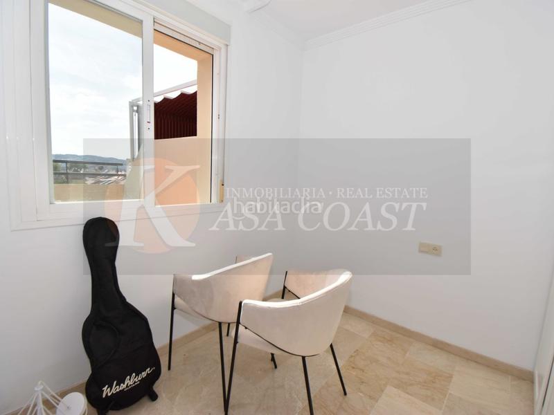 Foto 3486d49e-dfc6-4a40-adf6-146a1961a538. Àtic amb aparcament piscina a Los Ríos Mijas