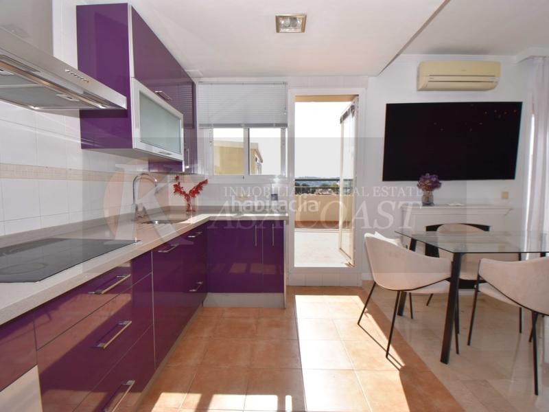 Foto 96547e4a-1dbf-4d4c-bdef-736cb9e8a717. Àtic amb aparcament piscina a Los Ríos Mijas