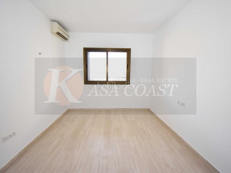 Foto 47c1e5aa-1277-4316-80f1-46c7b1490fe6. Appartement avec parking piscine dans Playa de los Boliches Fuengirola