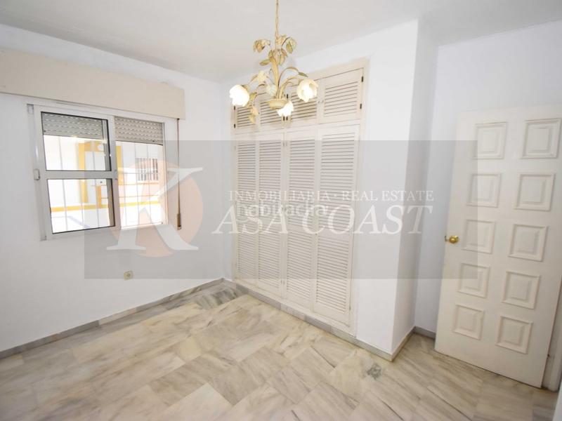 Foto 86b39486-c21f-4c20-ad04-764c8bf064cf. Appartement avec piscine dans Castillo Sohail - Myramar Fuengirola