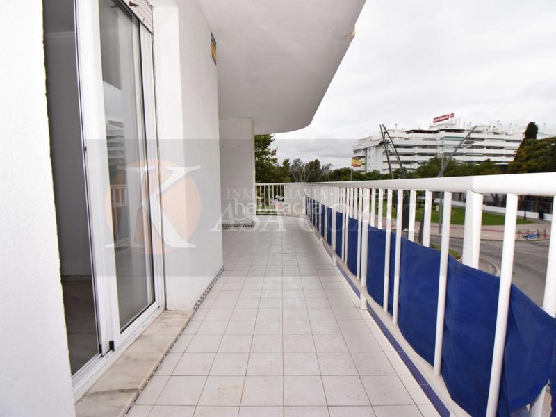 Foto ca2c76e9-55c6-41d3-8124-bf7868ea41ab. Appartement avec piscine dans Castillo Sohail - Myramar Fuengirola