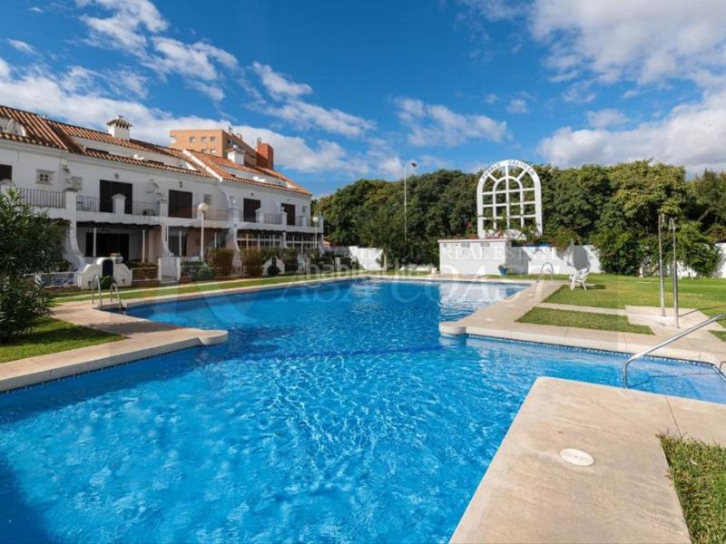 Foto d79103c4-f9e5-4012-9b33-be273e70cf64. Appartement avec piscine dans Castillo Sohail - Myramar Fuengirola