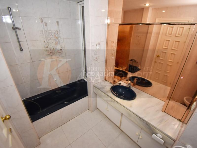 Foto df3e9622-88a8-4ca2-9024-30effe9b5dcd. Appartement avec piscine dans Castillo Sohail - Myramar Fuengirola
