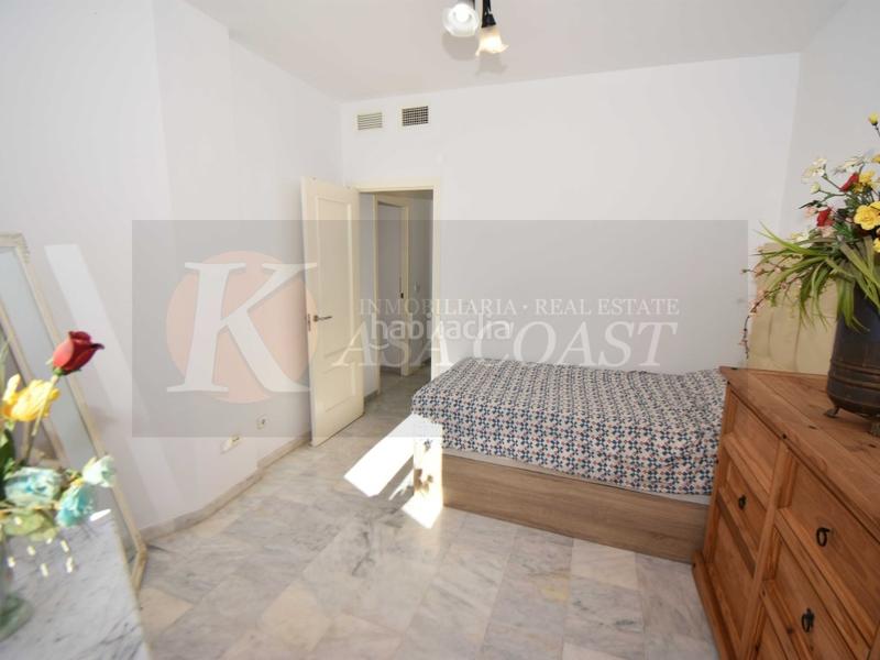 Foto 08fa1a17-e47b-44e7-b210-91949371bb8e. Casa bifamiliare con parcheggio piscina in Torreblanca del Sol Fuengirola