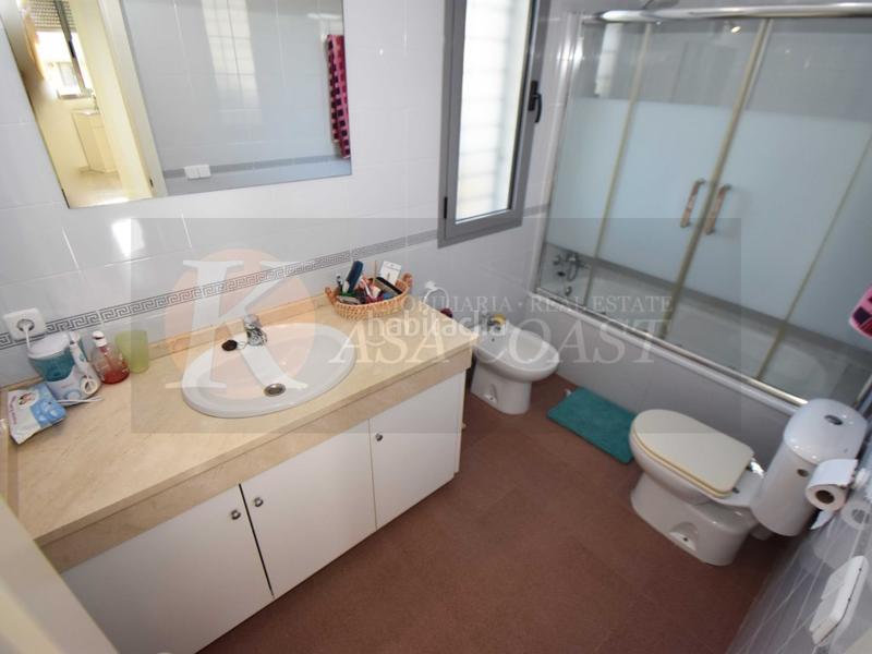 Foto 2c601b9b-243f-41c8-a34c-74210e9a202d. Casa bifamiliare con parcheggio piscina in Torreblanca del Sol Fuengirola