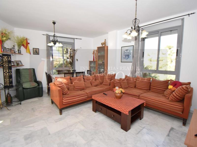 Foto 37ce923d-fc34-4131-8094-cb6e0d66ec7d. Casa bifamiliare con parcheggio piscina in Torreblanca del Sol Fuengirola