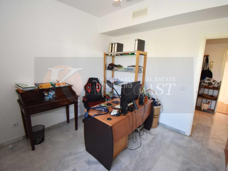 Foto 457a6fcf-34e4-4a5d-a38b-41d354e016b3. Casa bifamiliare con parcheggio piscina in Torreblanca del Sol Fuengirola