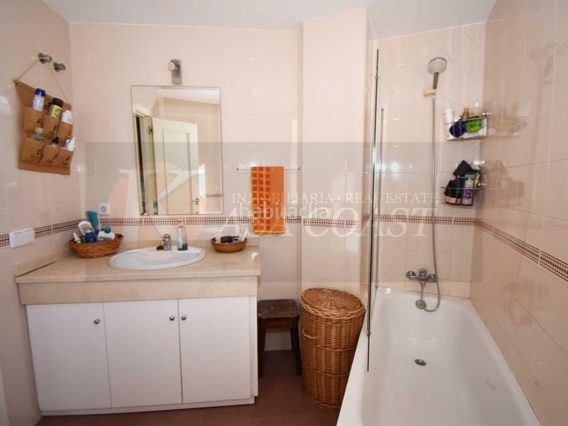 Foto a42fe62d-d29a-49db-bfe8-210750059877. Casa bifamiliare con parcheggio piscina in Torreblanca del Sol Fuengirola