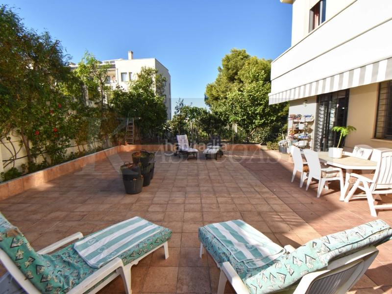 Foto af4b10af-cb1b-412e-b3ac-0fd676ba2cff. Casa bifamiliare con parcheggio piscina in Torreblanca del Sol Fuengirola