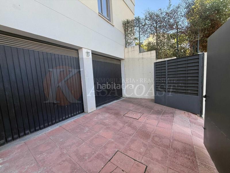 Foto c361d831-ccd5-4e22-b863-9ee484b9a494. Casa bifamiliare con parcheggio piscina in Torreblanca del Sol Fuengirola